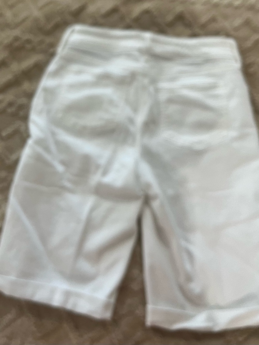 NYDJ White High-Rise Denim Shorts with Branded Button and cuffs - Picture 2 of 4